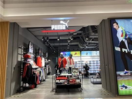 2017年中國(guó)零售總額同比增長(zhǎng)10.2%，服裝鞋帽消費(fèi)結(jié)構(gòu)悄然轉(zhuǎn)變